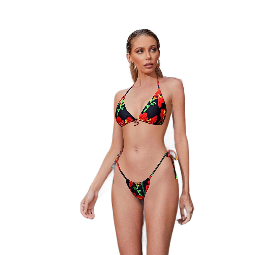 Women's Triangle Bikini Set with Playful Floral Pattern Mune Fashion