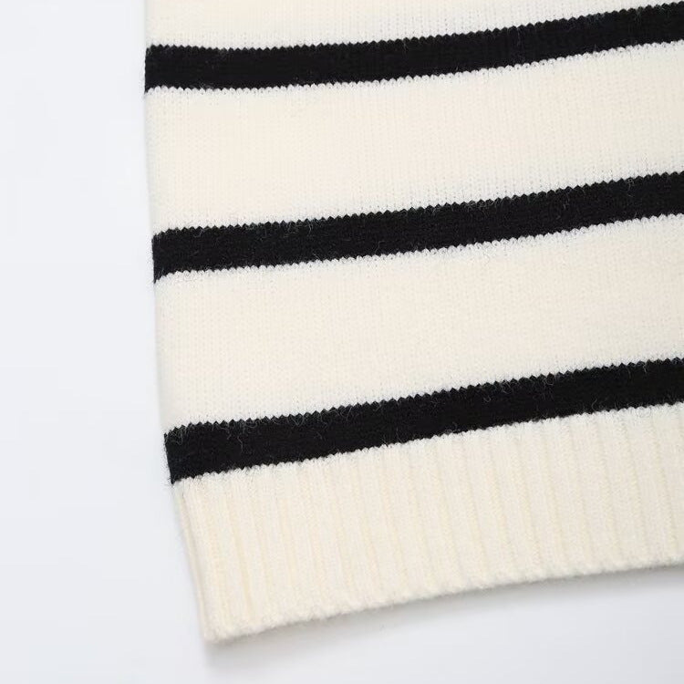 Women's Striped Knit Sweater with High Turtleneck and Half Zipper Mune Fashion