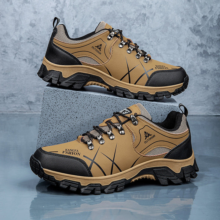 Men's nano robust water-repellent trekking shoes with patterned rubber sole Mune Fashion