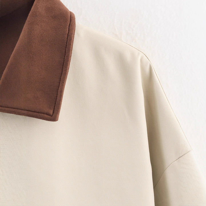 Women 40+ short boxy transitional jacket with contrast collar and patch pockets Mune Fashion