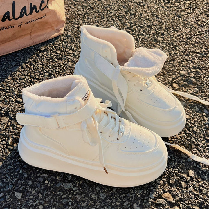Women's High Winter Sneakers with Warm Interior Lining and Practical Velcro Closure Mune Fashion