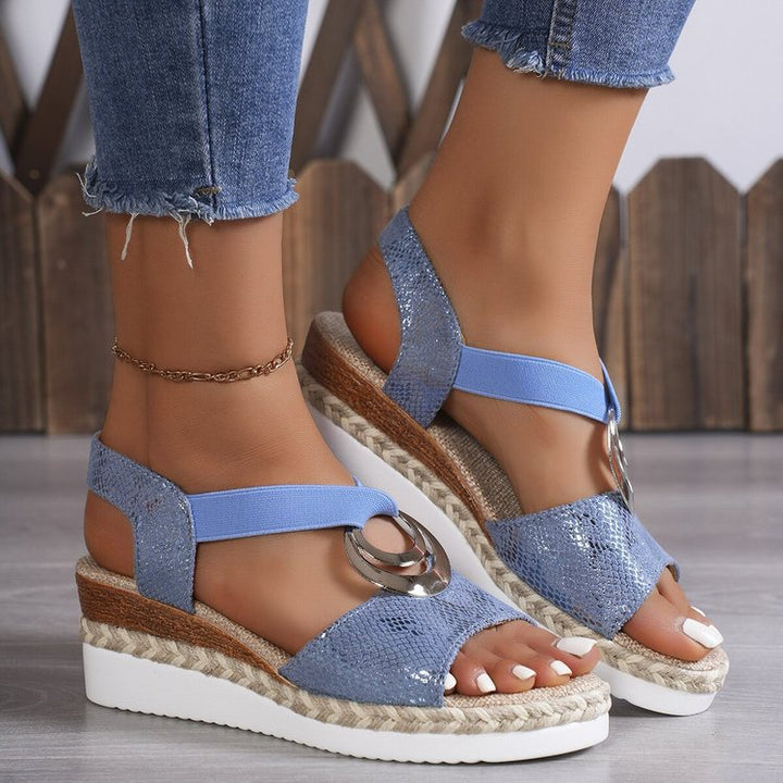 Damen Keil-Sandalen mit Bast-Plateau, elastischem Riemen und Zier-Öse Mune Fashion