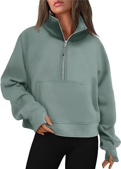 Ladies oversized short pullover with stand-up collar, half zipper and kangaroo pocket Mune Fashion