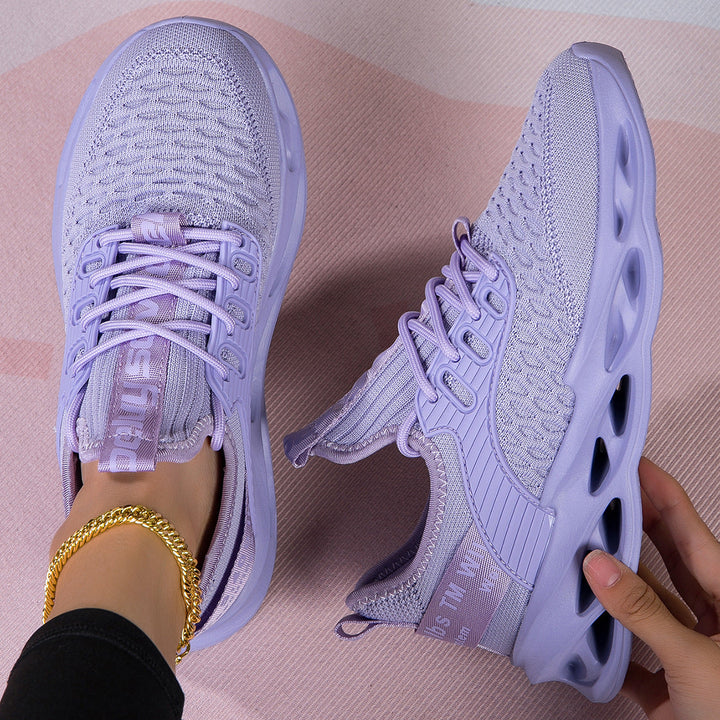 Women's Breathable Running Shoes with Elastic Upper and Grippy Sole Mune Fashion