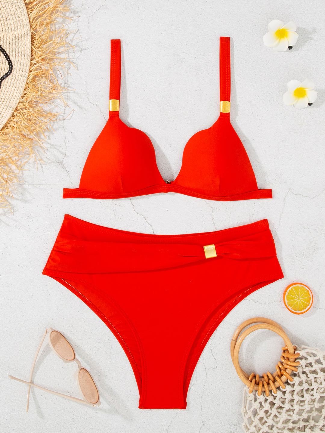 Women's bikini set with elegant gathering and adjustable straps Mune Fashion