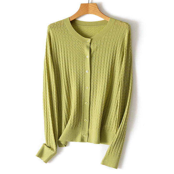 Women's fine knit cardigan with cable pattern, round neckline and button placket Mune Fashion