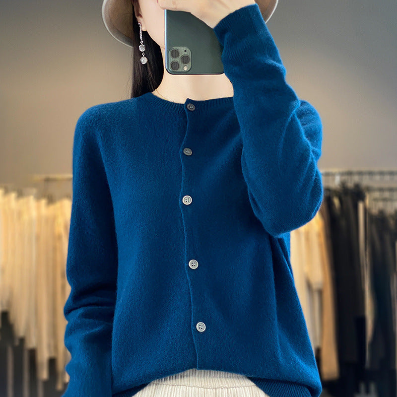 Women Lightweight Fine Knit Cardigan with Cashmere Look, Round Neckline and Hidden Button Placket Mune Fashion