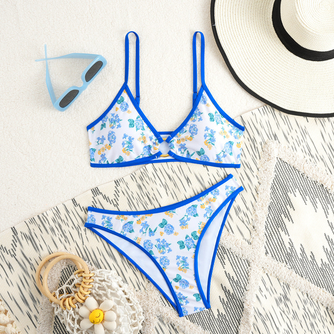 Women's bikini set with playful flower design and comfortable fit Mune Fashion