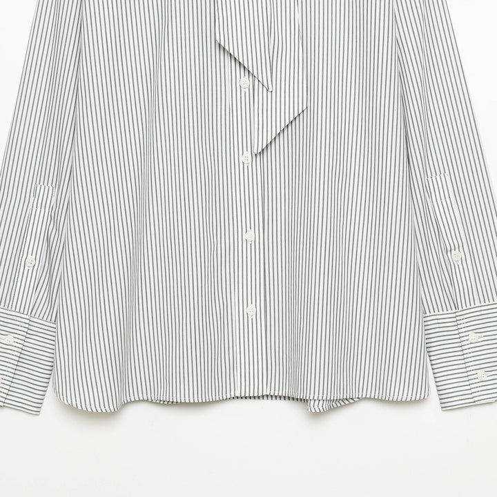 Women nan striped blouse with tie, concealed button placket and oversized cut Mune Fashion
