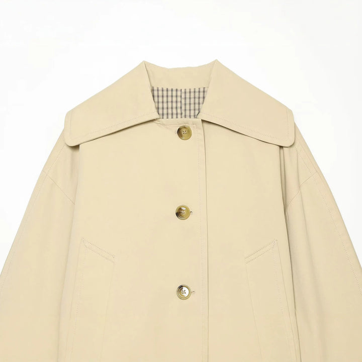 Women's Cropped Utility Blouse with Oversized Lapel Collar and Horn Button Front Drune