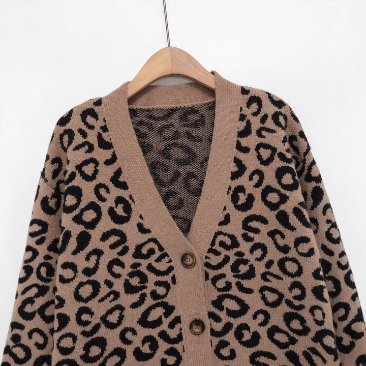 Women's Oversized Knit Cardigan with Leopard Print, V-Neck and Button Placket Mune Fashion