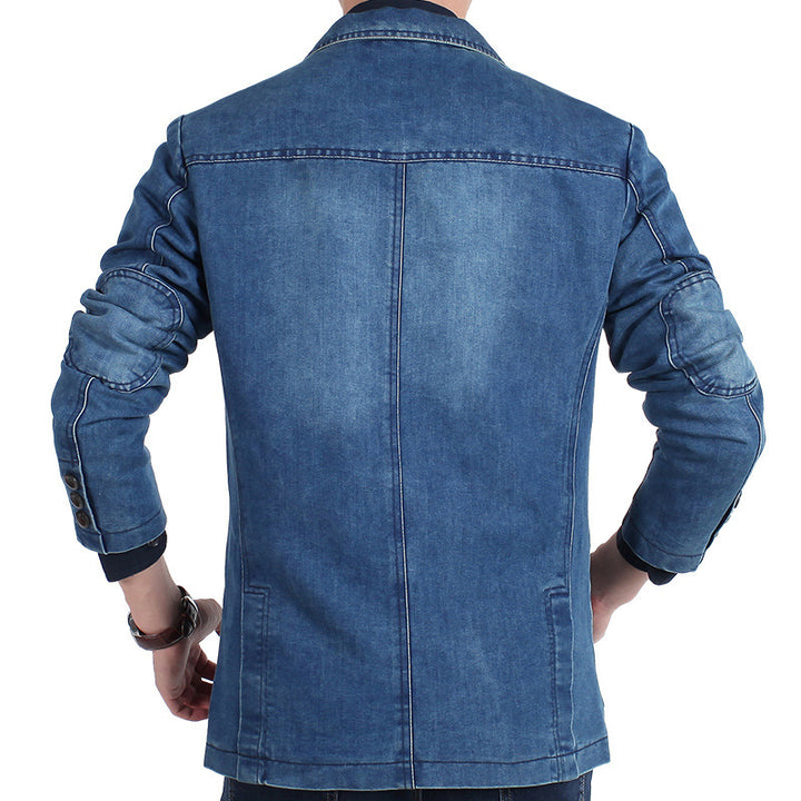 Men's denim blazer with used effect, slim fit, chest pocket and patch pockets.