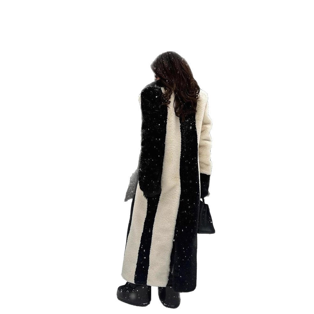 Women's Long Teddy Fur Coat with Contrast Hood Mune Fashion