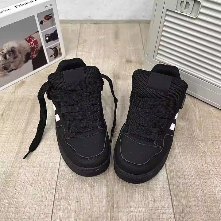 Women's Sporty Lifestyle Sneakers with Padded Shaft Mune Fashion