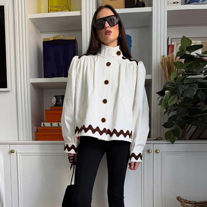Ladies short jacket with stand-up collar, decorative wave edge and decorative button placket Mune Fashion