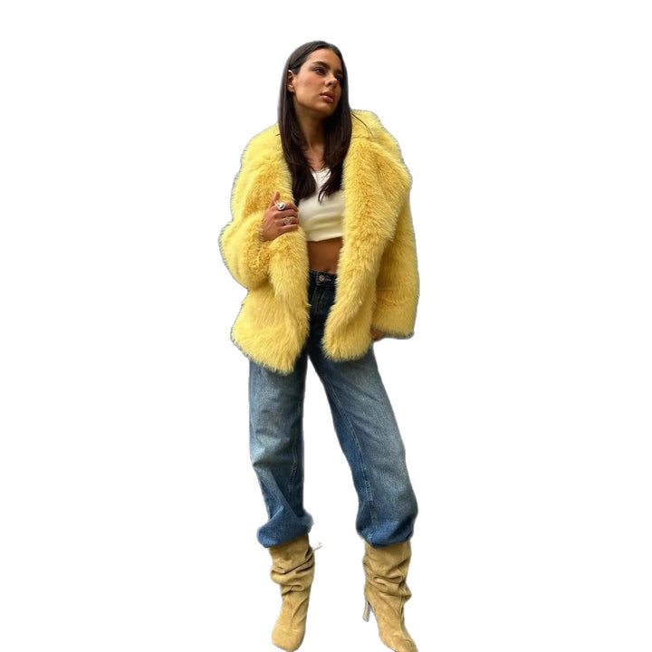 Women’s Short Oversized Faux Fur Coat with Voluminous Shawl Collar Mune Fashion