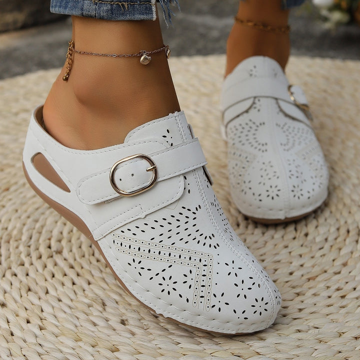 Damen Perforierte Komfort-Pantoletten mit verstellbarem Schnallenriemen Mune Fashion