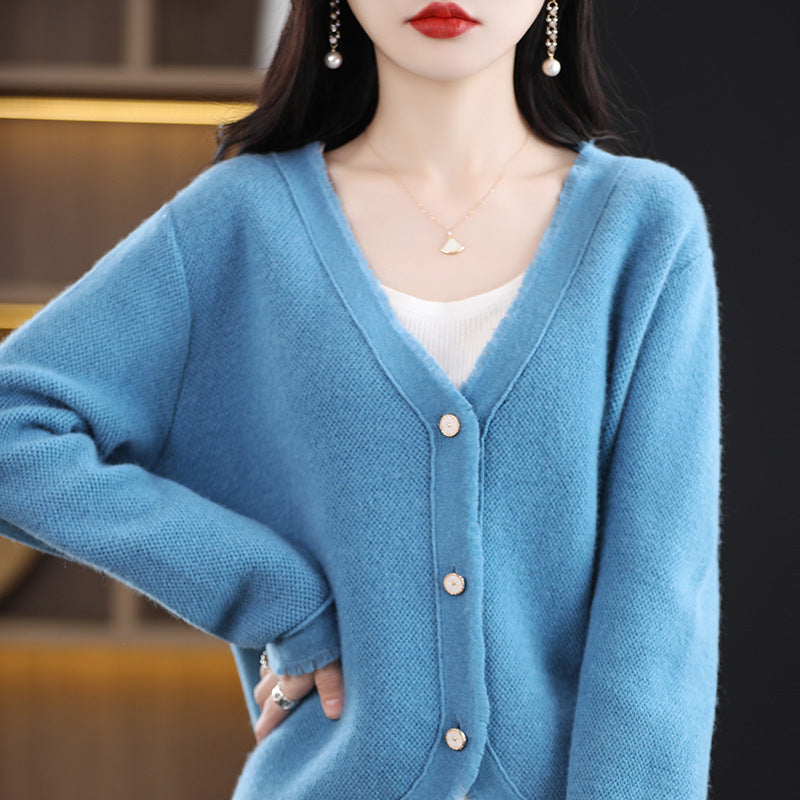 Women Short Cut V-Neck Cardigan with Fine Velvet and Pearly Buttons Mune Fashion
