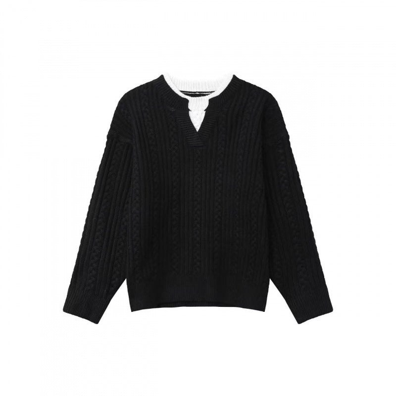 Women's chunky knitted cable pattern sweater with V-neck and layered look Mune Fashion