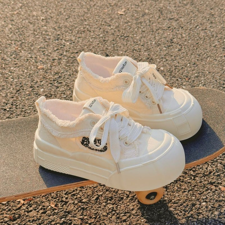 Women's leisure sneaker with padded inner sole Mune Fashion and innovative sole Mune Fashion