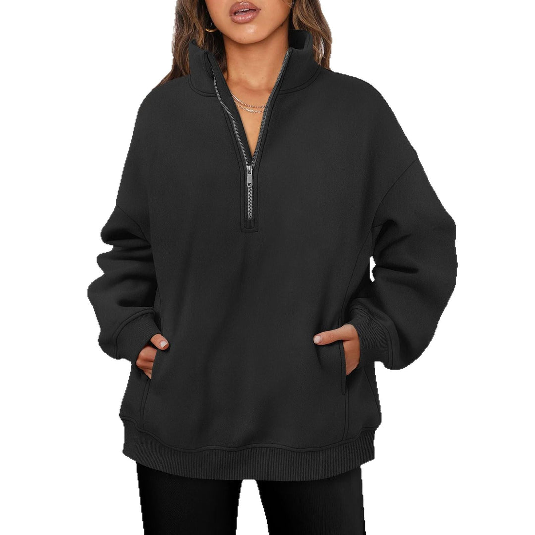 Women's oversized half-zip pullover with stand-up collar, kangaroo pocket and ribbed cuffs Mune Fashion