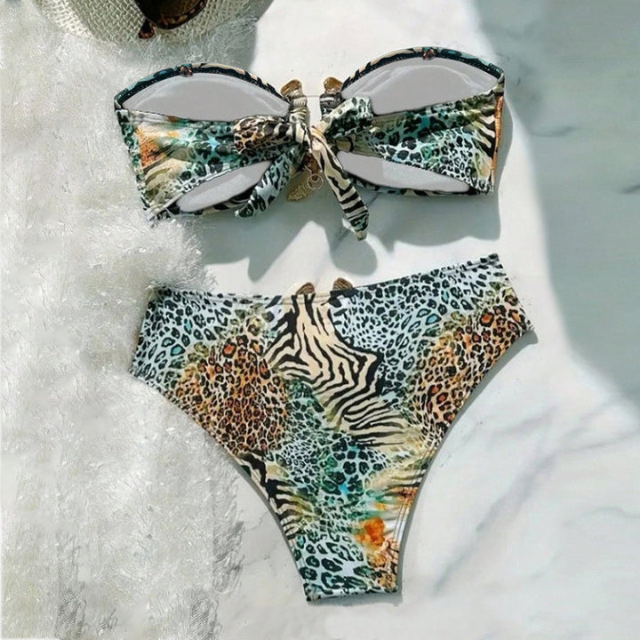 Women's bandeau bikini with animal print and decorative closure Mune Fashion