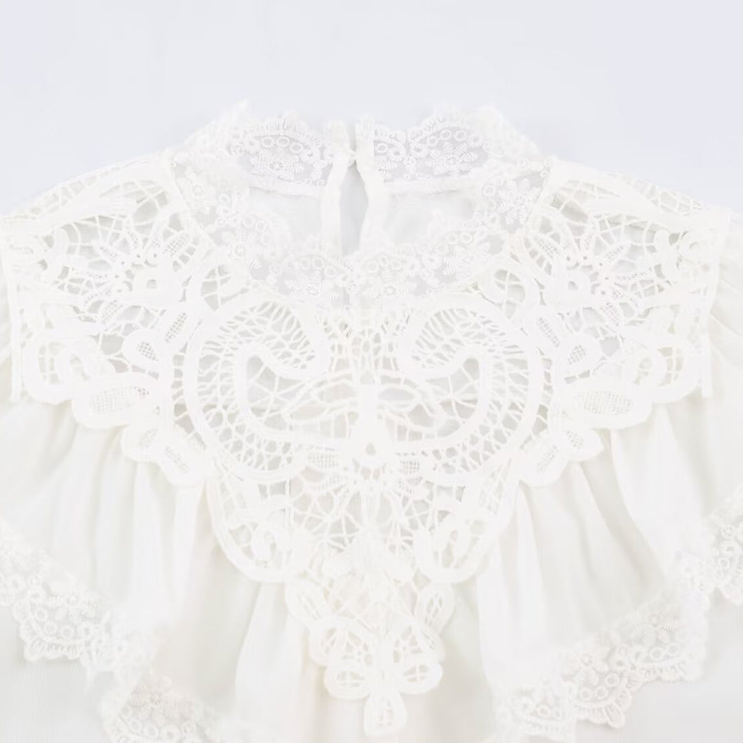 Women's Romantic Lace Blouse with Ruffles and Stand-Up Collar Mune Fashion