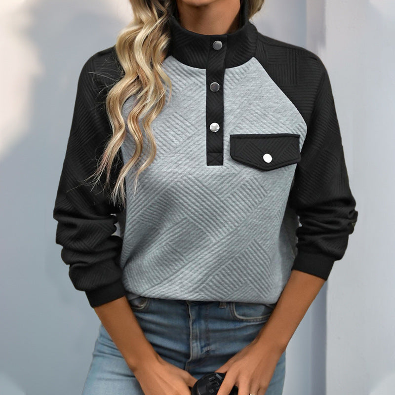 Women's quilted sweatshirt with raglan sleeves, snap-button placket and chest pocket Mune Fashion