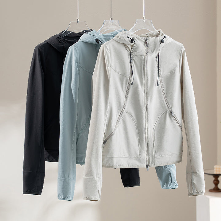 Women's Ultralight Hooded Windbreaker with Two-Way Zipper Mune Fashion