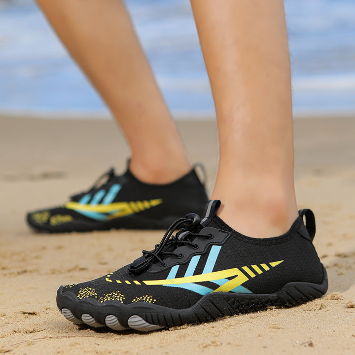 Unisex nan ultralight aqua shoes with toe-close flex profile, non-slip rubber sole and quick-release closure Mune Fashion