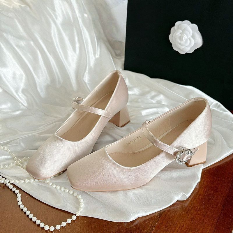 Women's Square Mary-Jane Pumps with Strap, Mid-High Block Heel and Crystal Buckle Mune Fashion