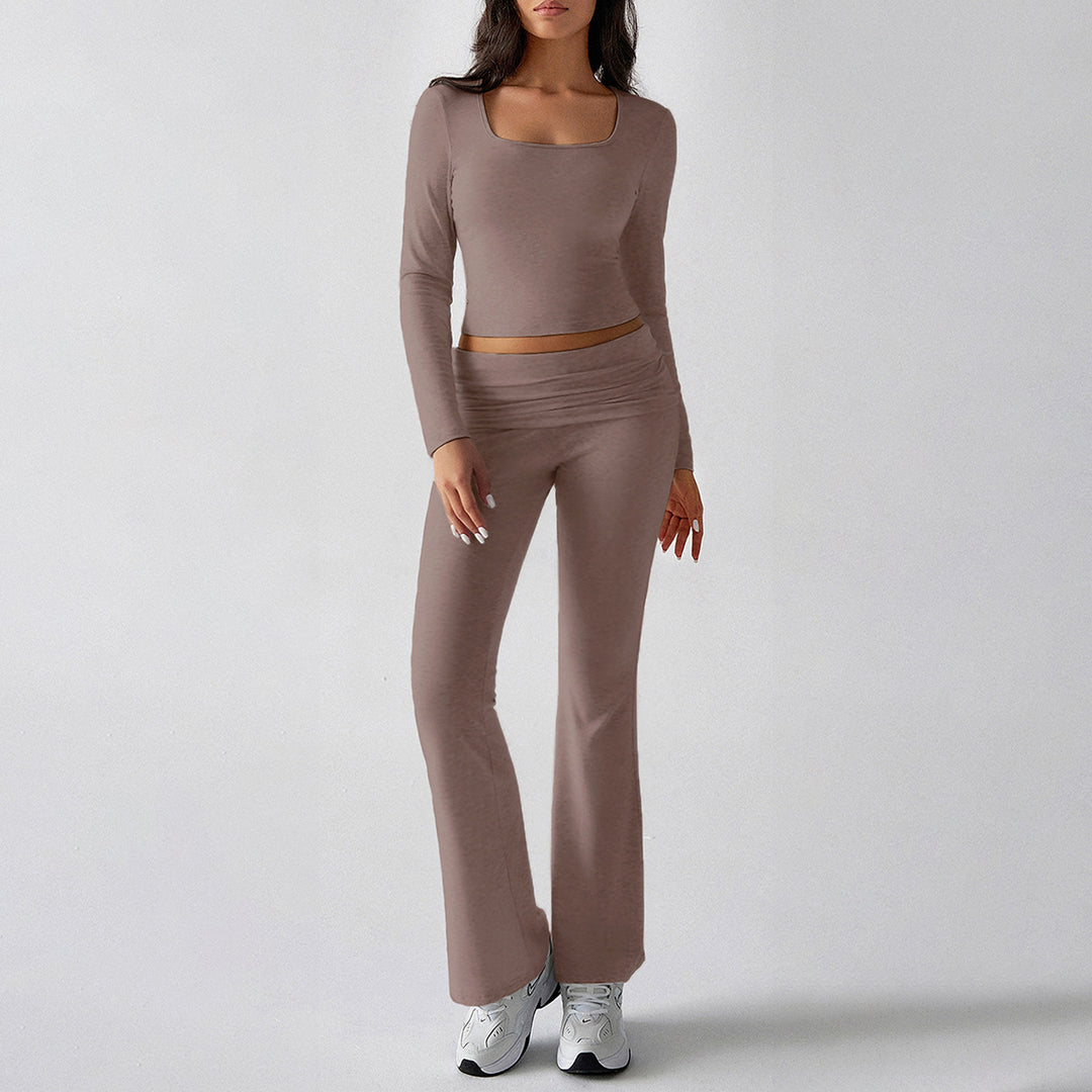 Women's figure-hugging cropped set with long-sleeve top with square neckline and flared high-waist yoga pants Mune Fashion