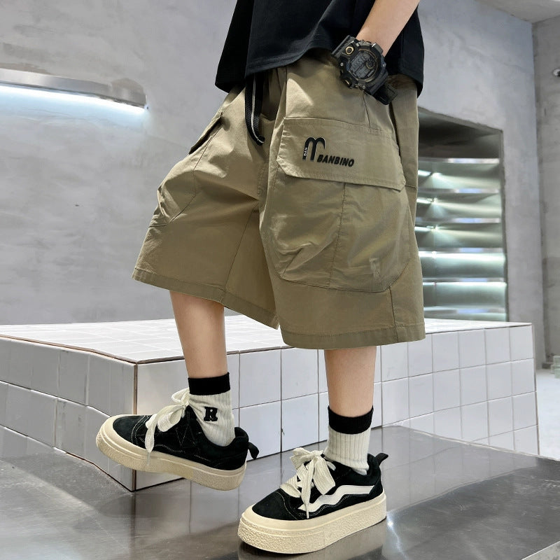 Unisex Cargo Shorts with practical pockets from Mune Fashion