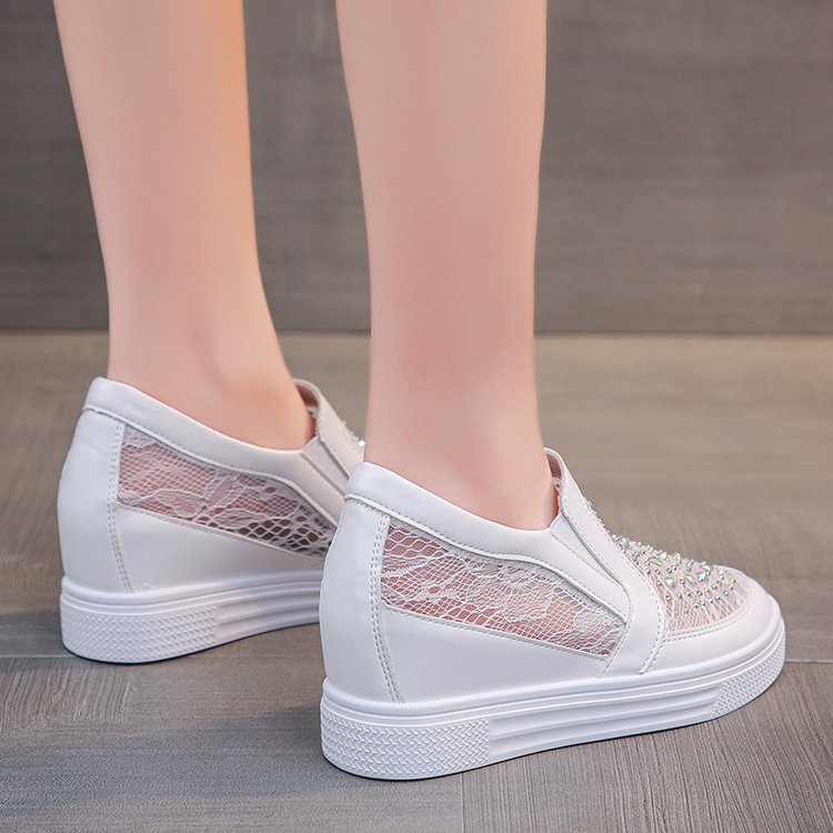 Damen Slip-On Keil-Sneaker mit funkelnden Ziersteinen und elastischen Seiteneinsätzen Mune Fashion
