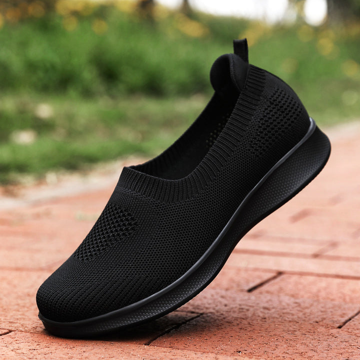 Women's seamless slip-on comfort shoe with elastic mesh upper and feather-light EVA outsole Mune Fashion