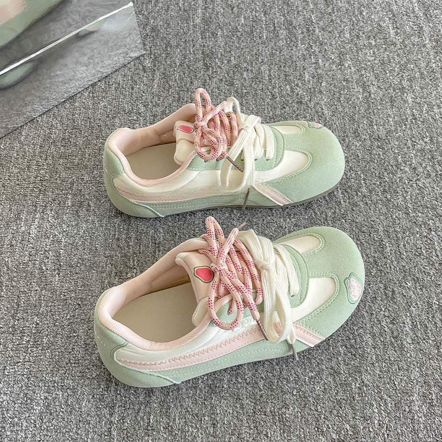 Women's Sporty Sneakers with Innovative Lacing and Colorful Design Mune Fashion