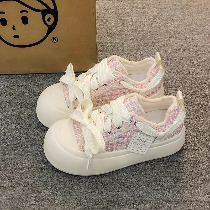 Women Retro-Inspired Sneakers with Breathable Upper Material and Fashionable Design Mune Fashion