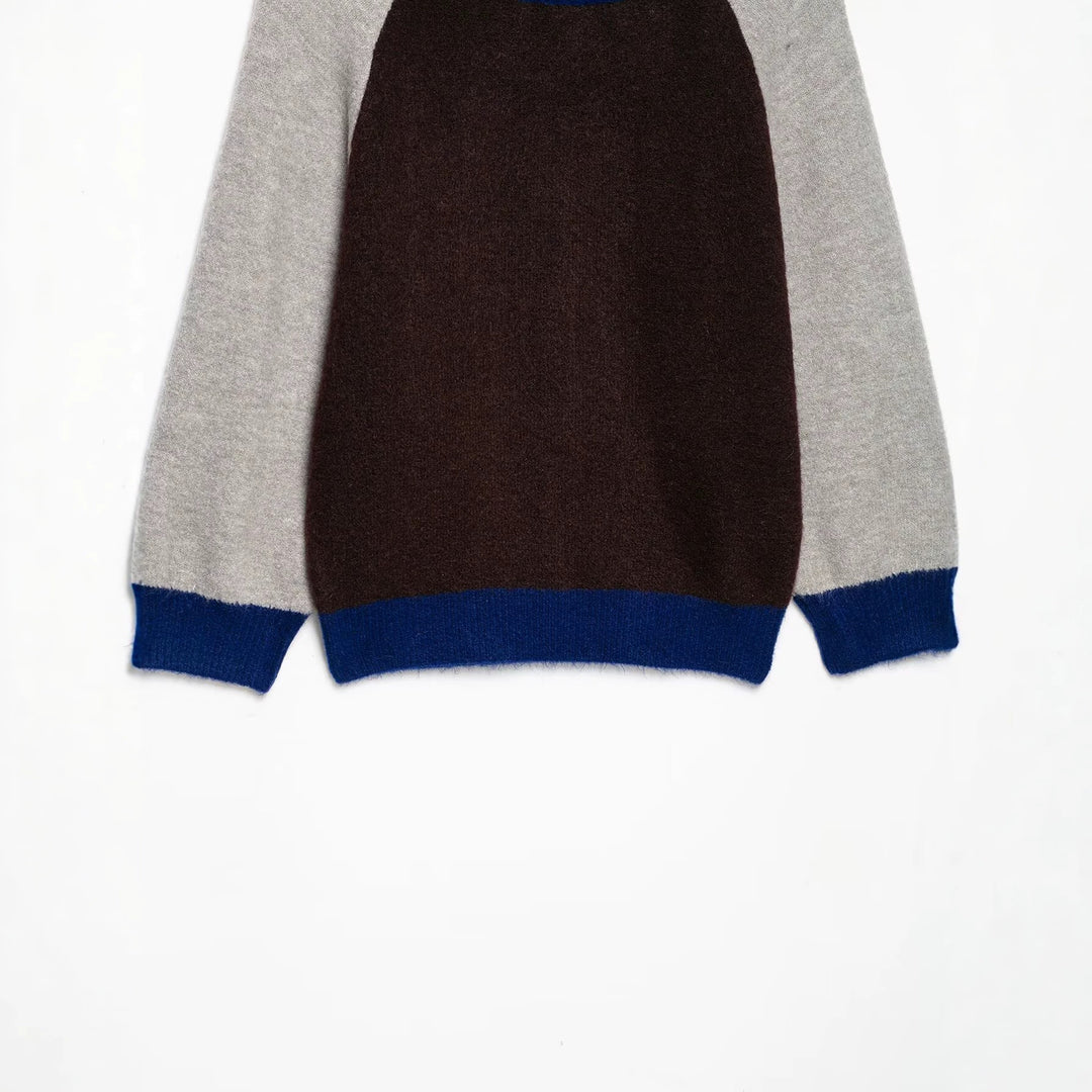 Women's Color Block Round Neck Sweater with Raglan Sleeves Mune Fashion