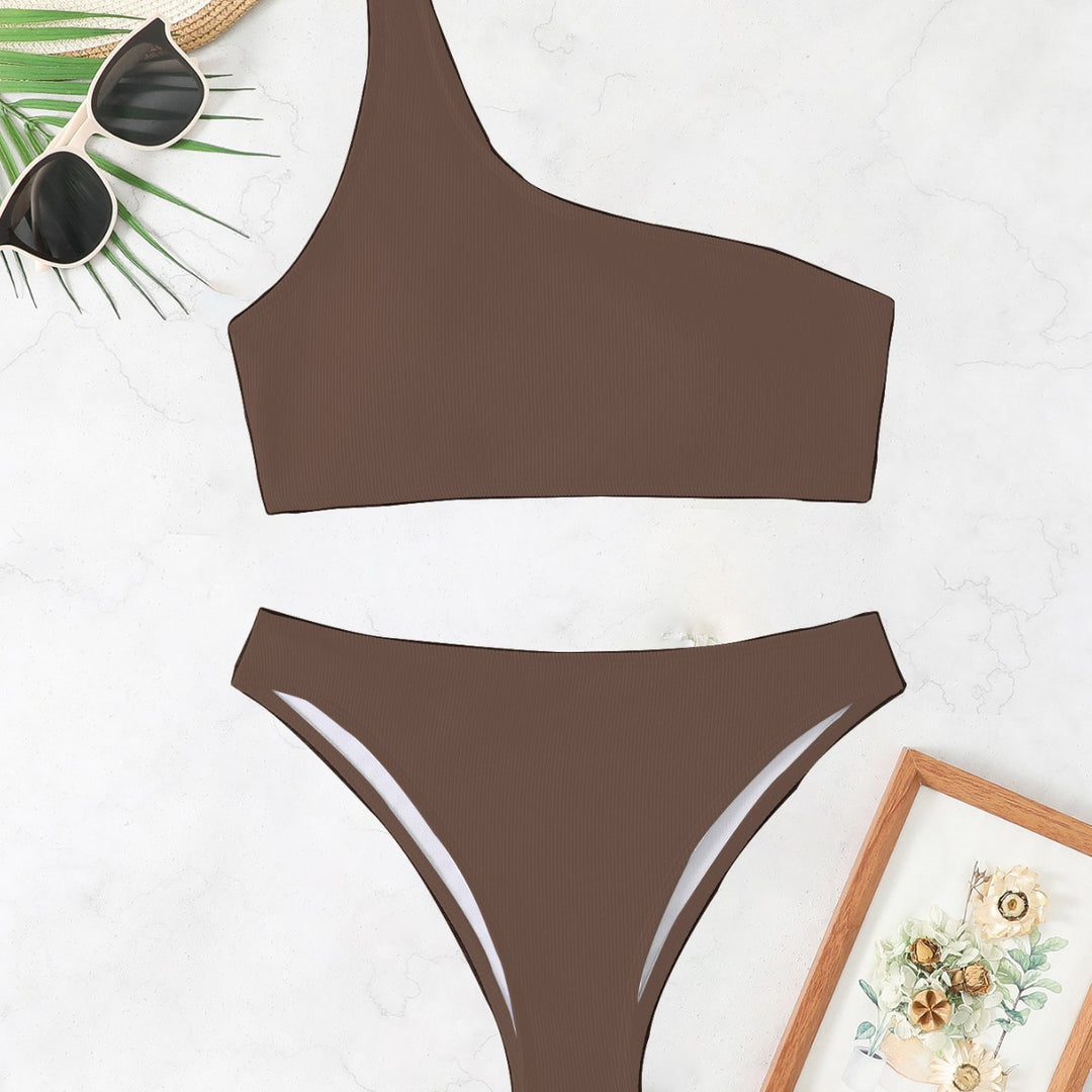 Women's Triangle Bikini with Asymmetric Cut and Refined Rib Design Mune Fashion