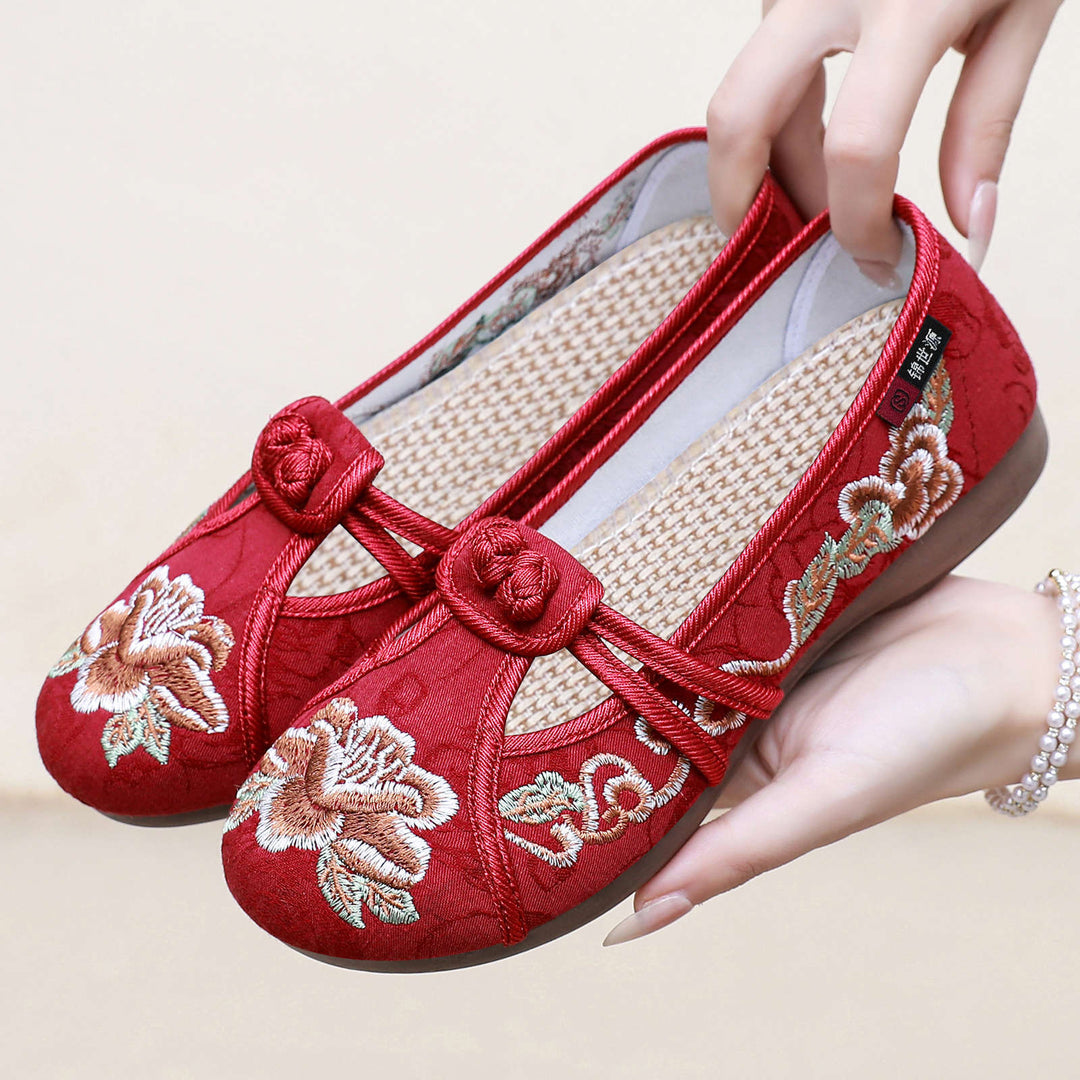 Women's nan embroidered Mary Jane slippers with Chinese knot closure and orthopedic comfort sole Mune Fashion