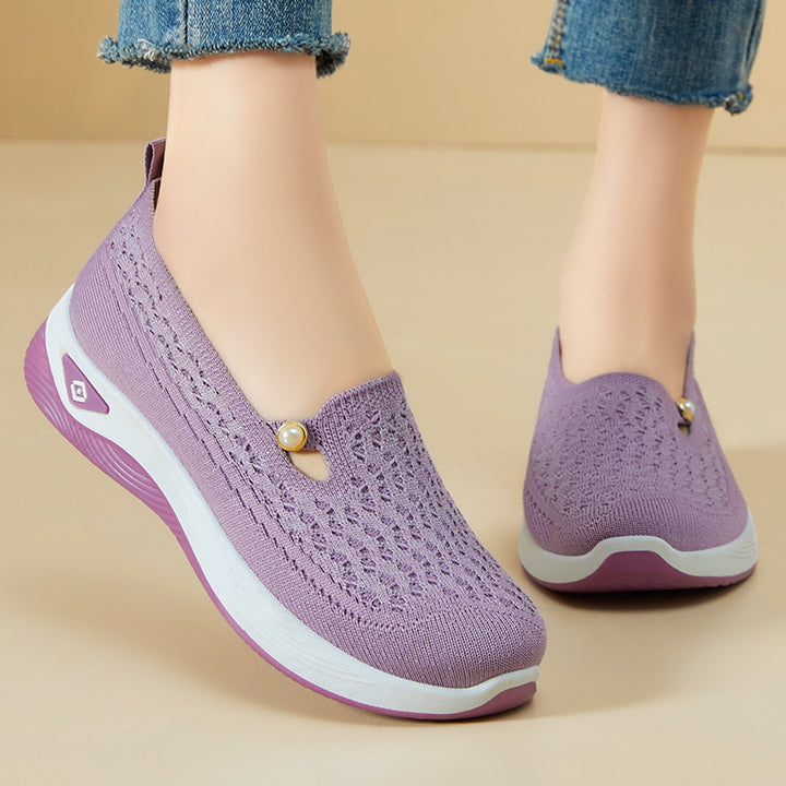 Women's breathable knitted slip-on slippers with pearl application and cushioning EVA sole Mune Fashion