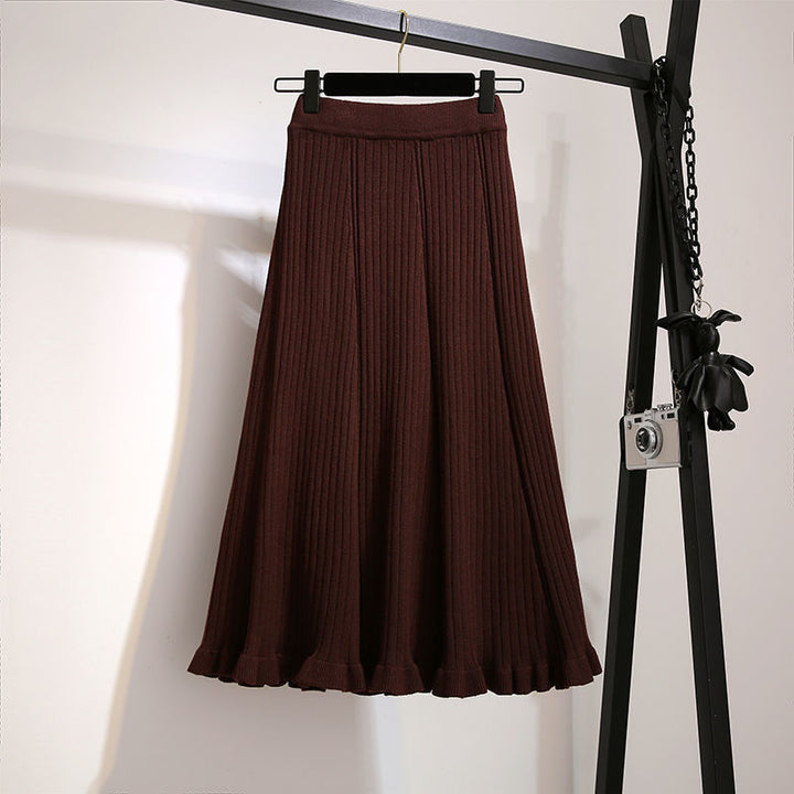 Women's Pleated Skirt with Voluminous Hem Mune Fashion