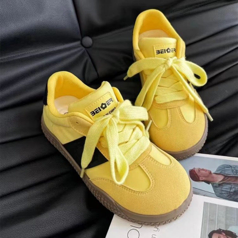 Women’s leisure sneaker with breathable surface structure and comfortable cushioning Mune Fashion