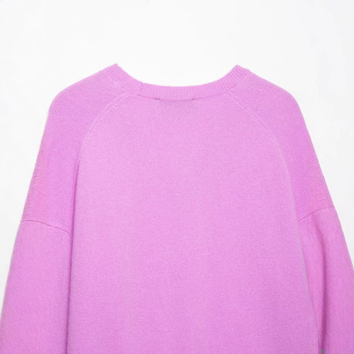 Ladies Chunky Knit V-Neck Cable Knit Sweater with Ribbed Cuffs Mune Fashion