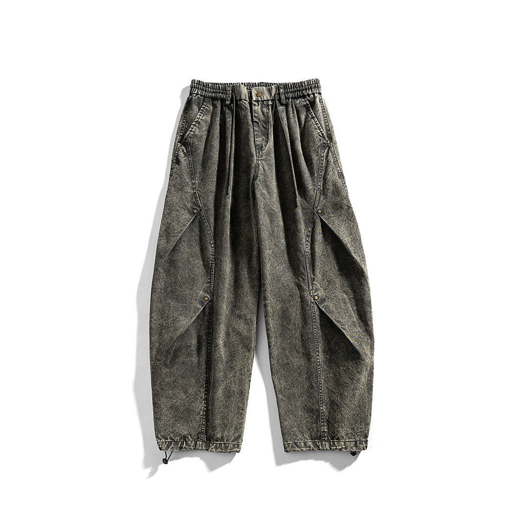 Men's loose cotton cargo pants with elastic waistband, drawstring and utility details Drune