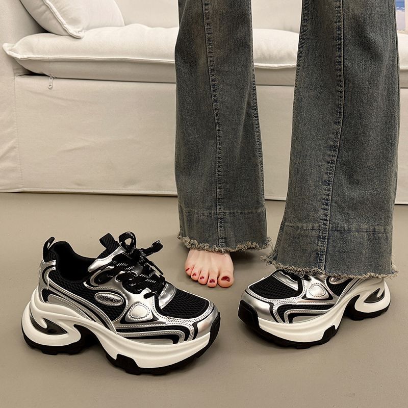 Women's Chunky Sneakers with ergonomic cushioning and sporty design Mune Fashion