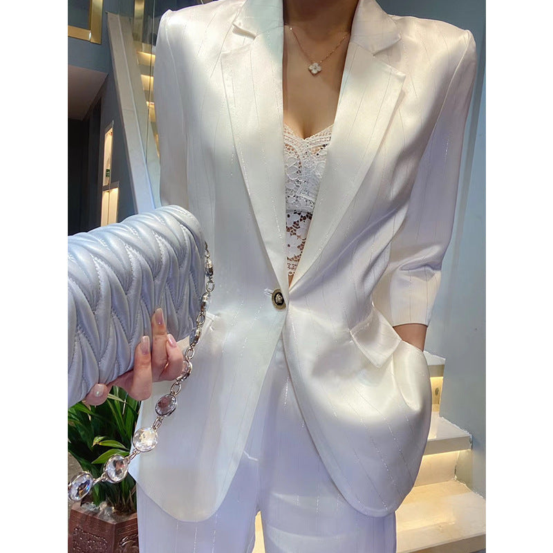 Ladies Elegant Blazer with Shiny Finish Mune Fashion