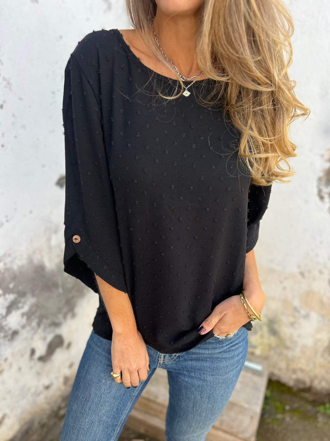 Ladies blouse with textured dot pattern and three-quarter sleeves Mune Fashion