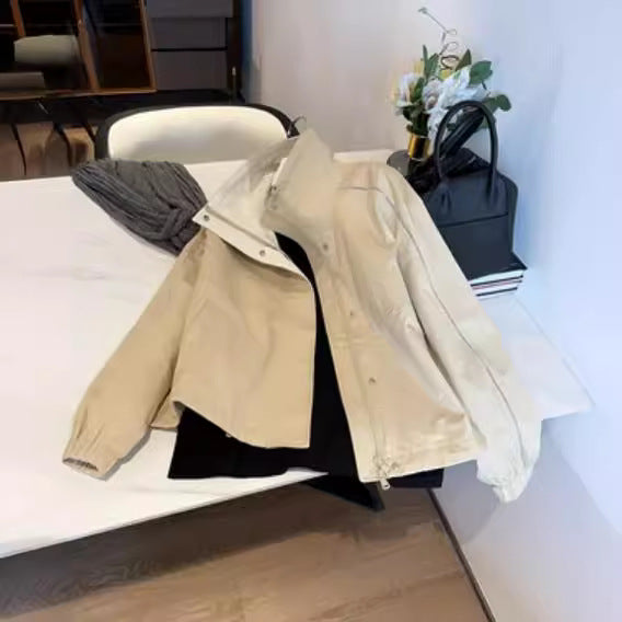 Women's Fashionable Transitional Jacket with Practical Pockets Mune Fashion