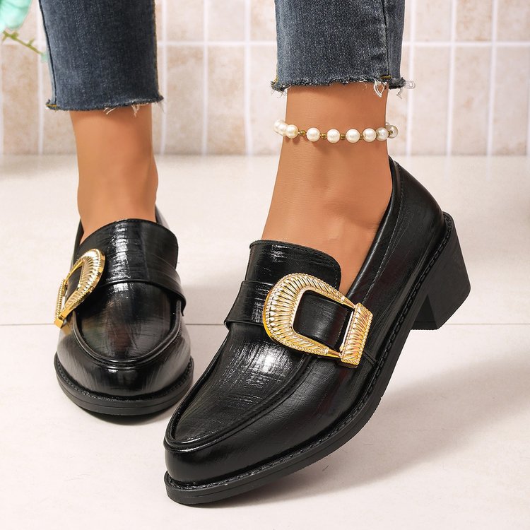Ladies Elegant Moccasins with Gold Buckle Mune Fashion